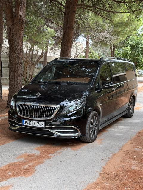 Mercedes-Benz Vito VIP ön çapraz görünüm